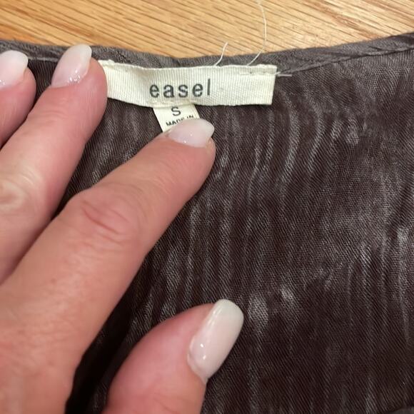 Easel embroidered tassel blouse with flare sleeve size small - Picture 5 of 7